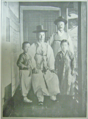 Yun, his father, Yun Ung-ryeol, Yun's son, Young-sun and Yun's daughter Bong-hee (1904)