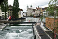 geöffnete Schleuse in der Reuss (Fluss) bei Luzern