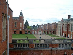 The quad and Front Avenue, seen from the Art School