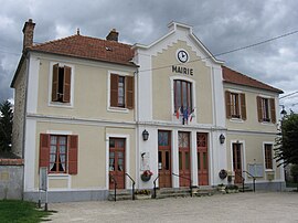 The town hall in Châtillon-la-Borde