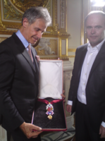 The recreated great Golden Fleece of King Louis XV of France, presented by H. Horovitz (left) and François Farges [fr] (right) at the Hôtel de la Marine, formerly the royal Storehouse in Paris, on June 30, 2010.