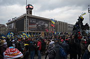 Trade Union Building surrounded by Euromaidan protesters, 1 December 2013.