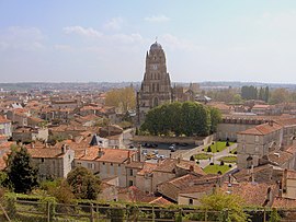 Panorama of Saintes with Saint-Pierre Cathedral in the center
