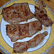 Cooked skirt steaks