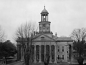 Warren County Courthouse (ca. 1940)