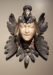 Art Nouveau mascaron-shaped breast ornament, by René Lalique, 1898–1900, silver, email and alabaster, Kunstgewerbemuseum Berlin, Germany