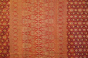 Terengganu songket, the Limar Songket Bertabur cloth from the 19th century, the collection of Textile Museum, George Washington University.