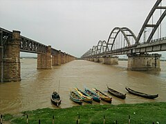 Brücken bei Rajamahendravaram