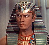 Yul Brynner wearing a nemes as Ramesses II in The Ten Commandments