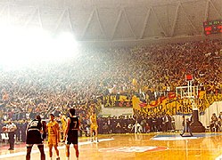 Game between Aris and PAOK, in 2000.