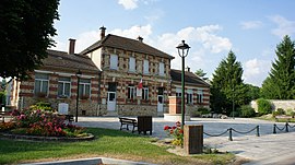 The town hall in Fontaine-sur-Ay