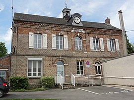 The town hall of Pouilly-sur-Serre