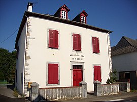 The town hall of Trois-Villes