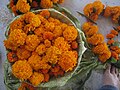 Blumengirlande zum Diwali-Fest