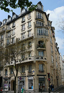 Hector Guimard, Asymmetric corner of the Jassédé building (1903–1905)