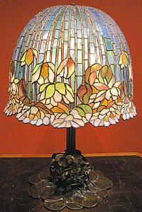 Lily lamp by Tiffany (1900–1910)