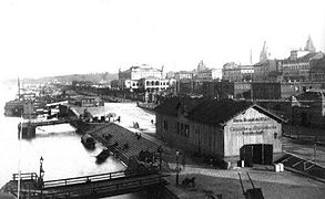 (1900) im Bildhintergrund die Stadthalle und der Mainzer Dom (Mitte rechts)