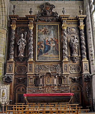 The altar depicting the "Visitation" in the Kreisker chapel. Note the oil painting in the centre depicting the "visitation".