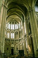 Kathedrale von Noyon, Südkonche, 1170–1180, untere Obergaden 2-schalig