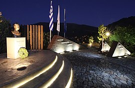 Monument to Michalis Stivaros and the Balkan Wars at night