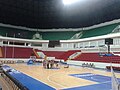 Der Innenraum der Basketballhalle 1 mit Spielfeld (2013)
