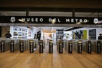Thematisch gestalteter Eingang zum Museo del Metro in Mexiko-Stadt