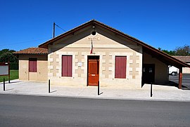 The town hall in Saint-Léon