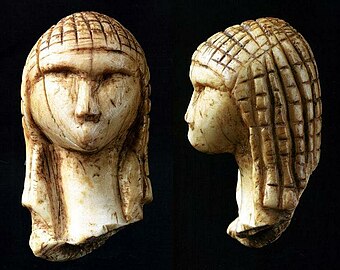 Venus of Brassempouy wearing a hair cover