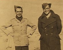 Moorehead (left) with Alexander Clifford during the North African Campaign