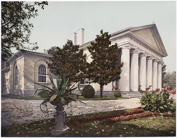 A photochrom print of Arlington House, The Robert E. Lee Memorial, in Arlington National Cemetery, Virginia, U.S., c. 1897–1924 (Detroit Photographic Company)