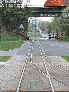 Gauntlet track, Łódź Warszawska interlacing, in a narrow road under the tram overpass