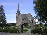Foto einer steinernen Kirche