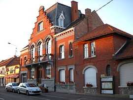 The town hall in Ostricourt