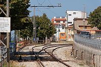 Blick von Süden auf einen Teil der Gleise im ehem. Bahnhof San Vito Città (2011)