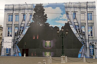 Installation of the Magritte Museum in the Hôtel du Lotto, on the Place Royale/Koningsplein, in 2008