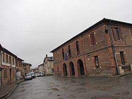 The town hall in Poucharramet