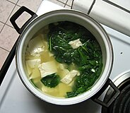 Spinach soup with tofu