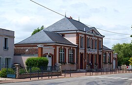 The town hall and school in Girolles