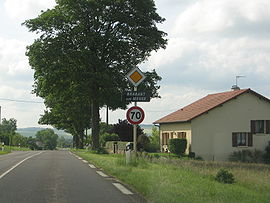 The road into Brabant-sur-Meuse