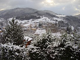 Lamure-sur-Azergues in the snow in November 2010