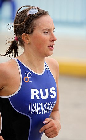 Ljubow Poljanskaja beim Europacup-Triathlon in Antalya, 2011