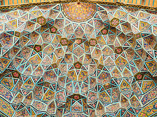 Muqarna at the Nasir al-Mulk Mosque.