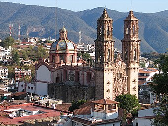 Church of Santa Prisca de Taxco, Taxco, Mexico, by Diego Durán and Cayetano Sigüenza, 1751–1758[89]