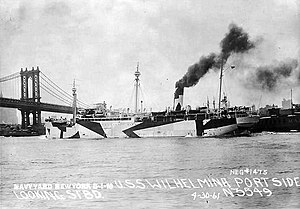 USS Wilhelmina (ID-2168) underway in New York Harboron 1 May 1918