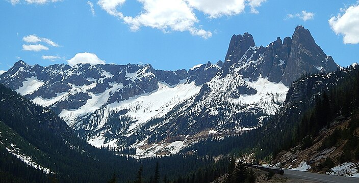 Pica Peak at left edge, from North Cascades Highway