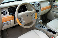 Front interior area of a 2006 Lincoln Zephyr