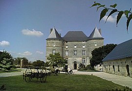 The chateau in Doumely