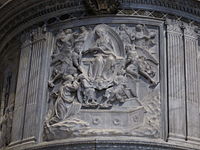 Madonna della Cintola on the pulpit by Antonio Rossellino and Mino da Fiesole, completed 1473.