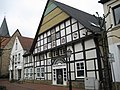 Fachwerkhaus in der Dorfstraße mit den Jahreszahlangaben 1723 und 1887 im Giebel