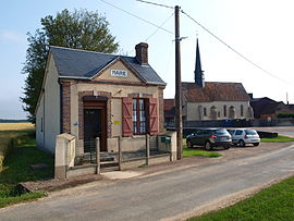 The town hall and church in Thorailles